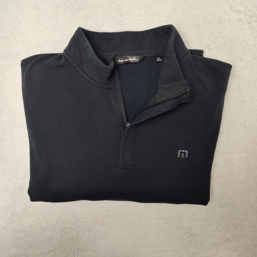 Travis Mathew Sweater Mens Medium Black 1/4 Zip Mock Pullover Chicago Highlandsh